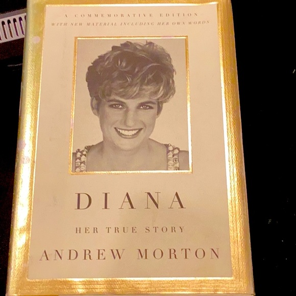 Diana, Her True Story - In Her Own Words, Andrew Morton, 1992, 1997, 288 pages - Picture 1 of 4